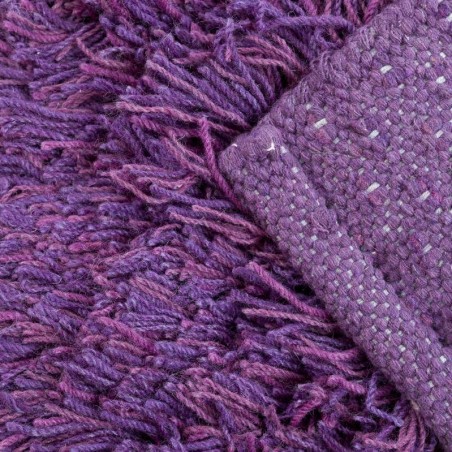 Grampian Shaggy Wool Rug Purple Backing Detail