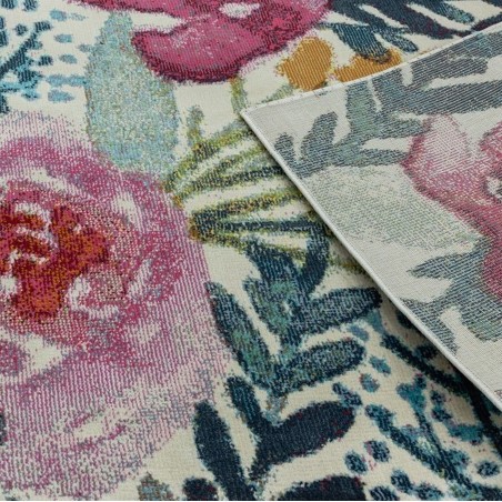 Amelie AM02 Meadow Floral Rug Backing Detail