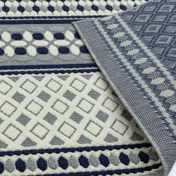 Antibes AN06 Geometric Indoor Outdoor Rug Backing Detail