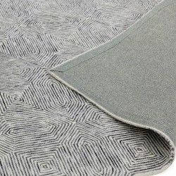 Camden Black/White Geometric Wool Rug Backing Detail