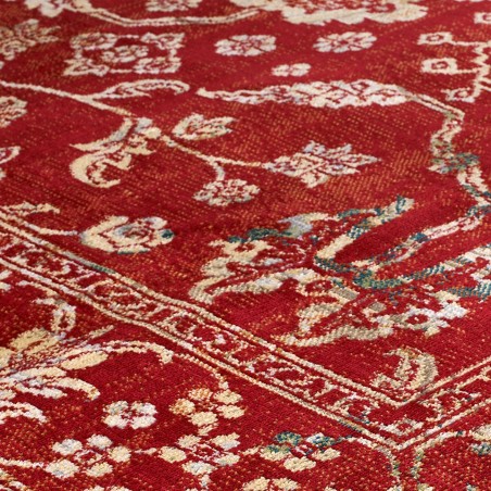 Valeria 8023 R Traditional Style Rug - Red Pattern detail