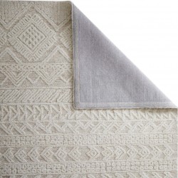 Hampton Geometric Tribal Wool Rug Backing Detail