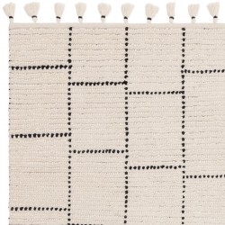 Nepal Boho Tile Berber Wool Rug Edge Detail