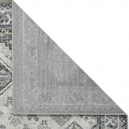 Sumy Classic Pattern Rug Backing Detail