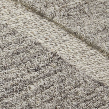 Stellar Arrow Handwoven Wool Rug Pattern Detail