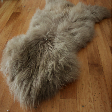 Emil Icelandic sheepskin rug