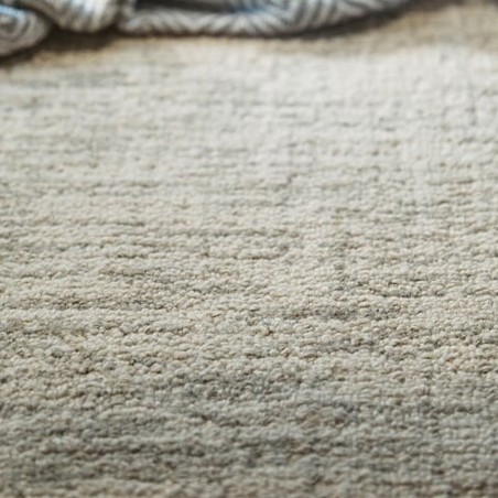 Dolfor Country Tweed Plain Rug - Oyster Pattern detail