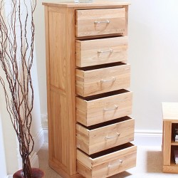 Teramo oak chest of drawers